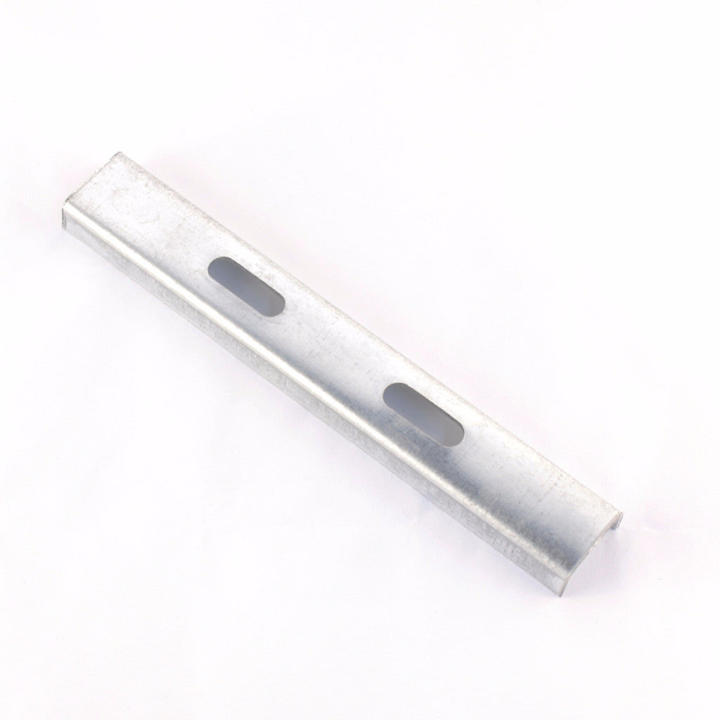 Rear Outer  Insulation Retainer (9000914)